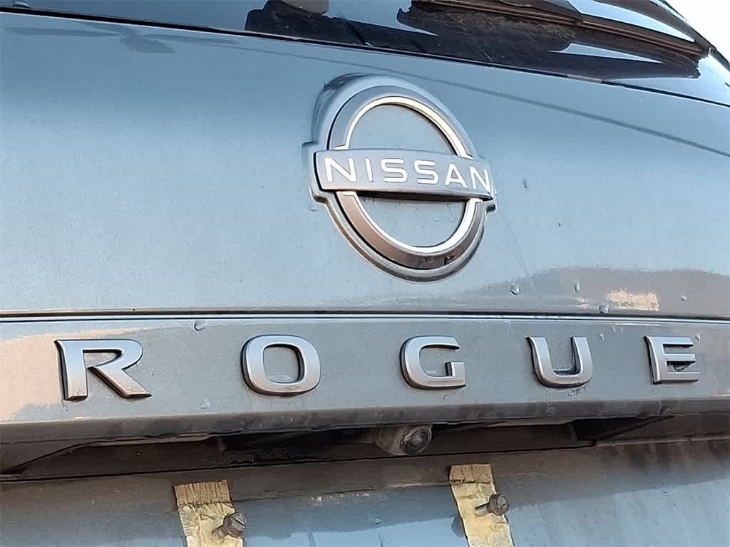2024 Nissan Rogue SL
