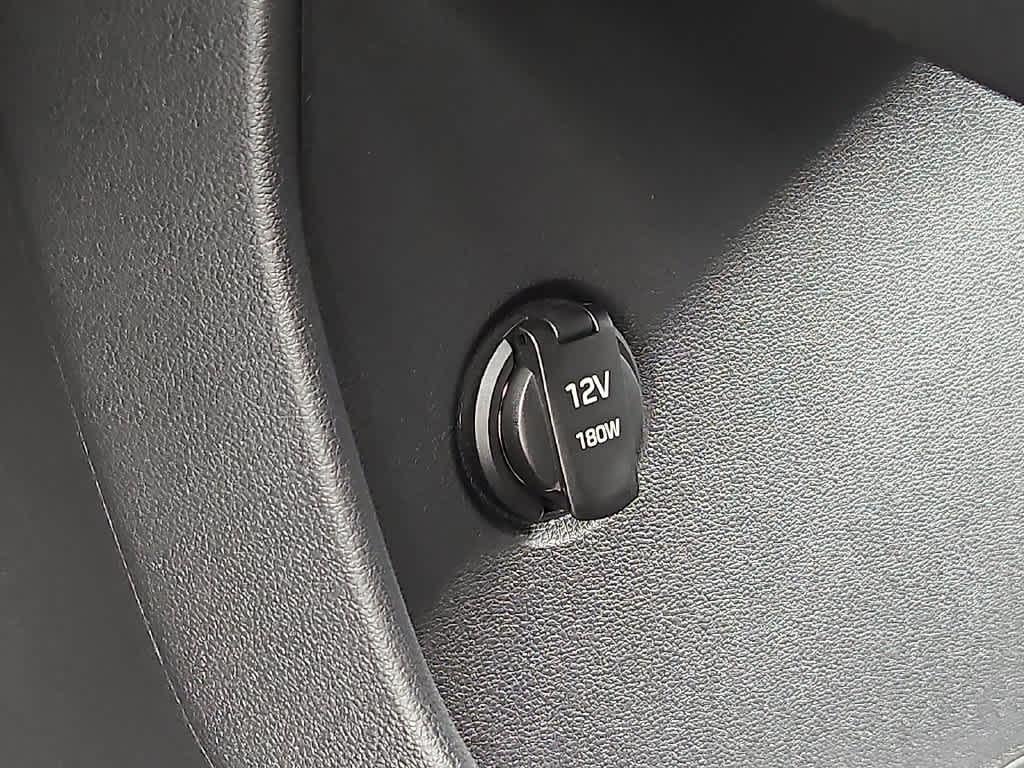 2027 Hyundai Santa Fe SE