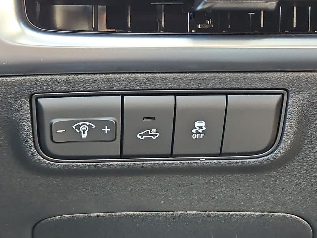2027 Hyundai Santa Cruz SE