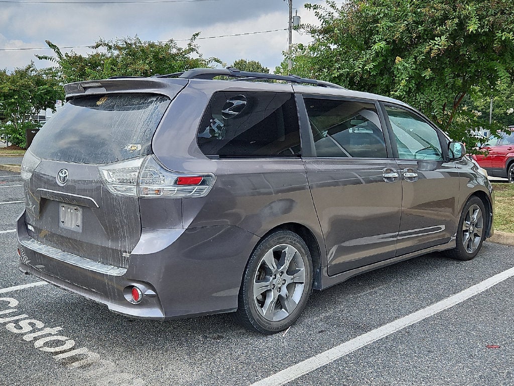 2014 Toyota Sienna SE