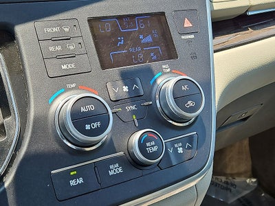 2016 Toyota Sienna XLE