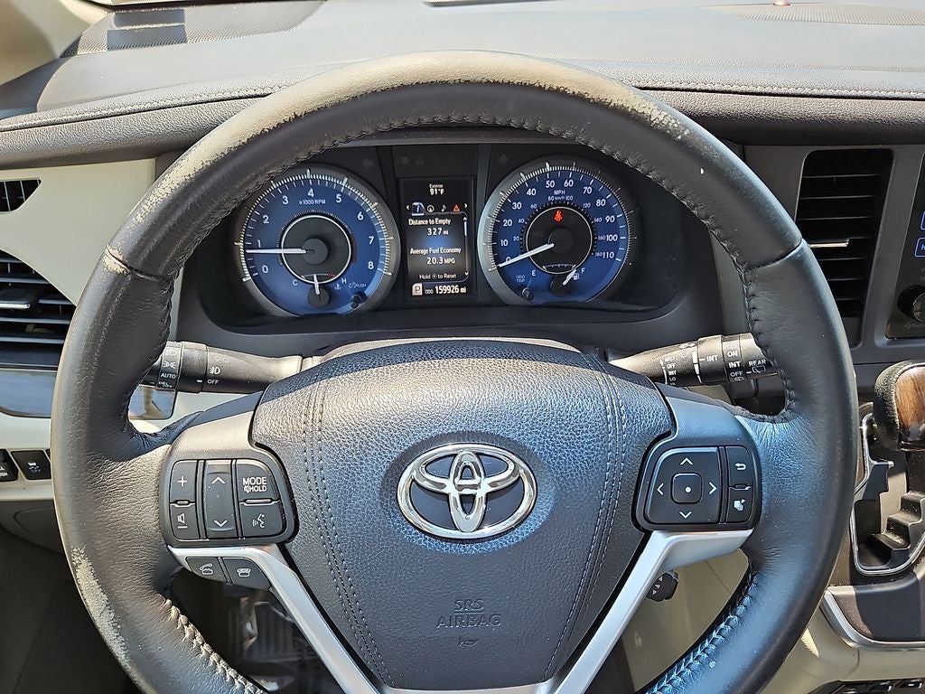 2016 Toyota Sienna XLE