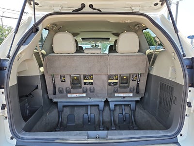 2016 Toyota Sienna XLE
