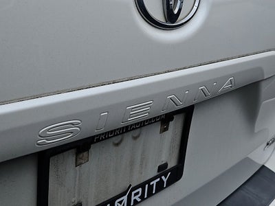 2016 Toyota Sienna XLE