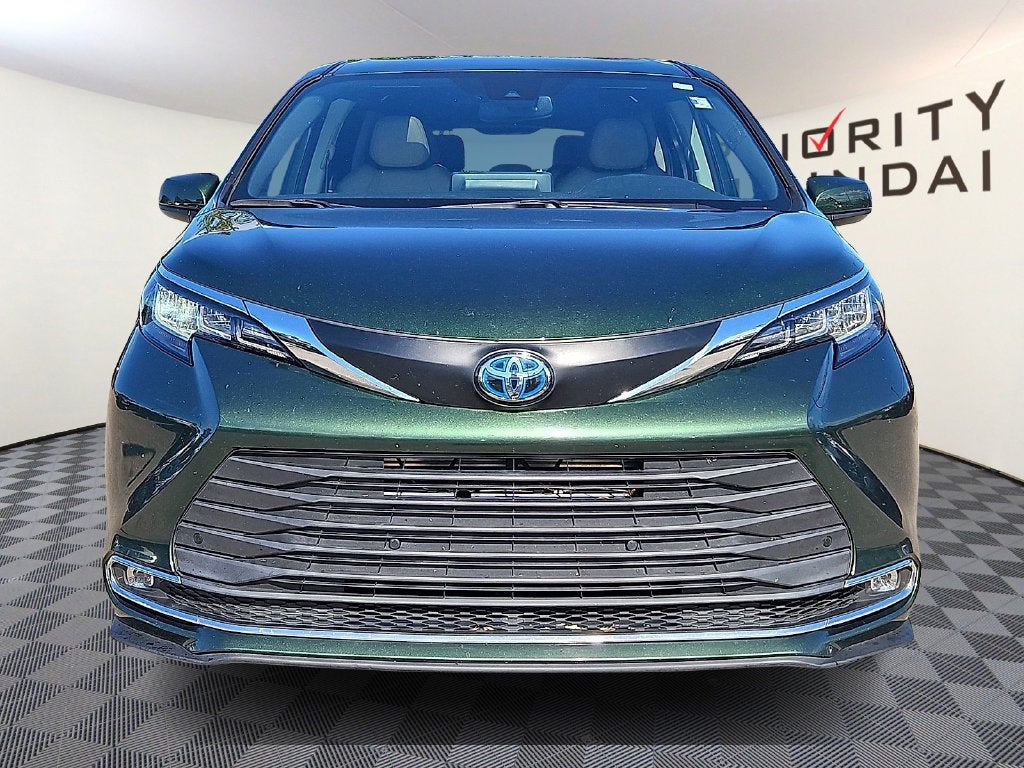 2021 Toyota Sienna XLE