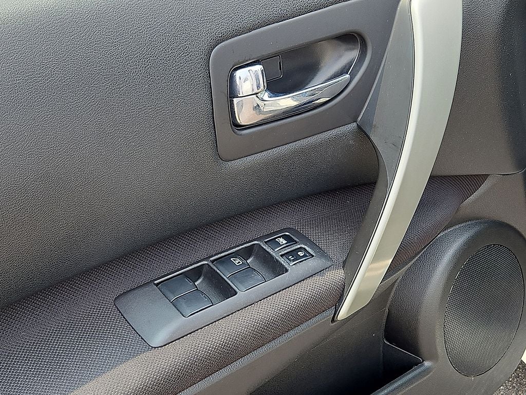 2012 Nissan Rogue SV