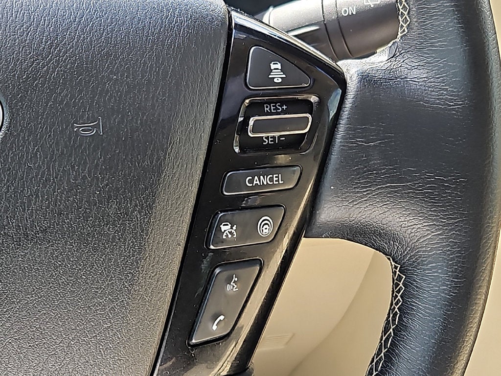 2022 INFINITI QX80 LUXE