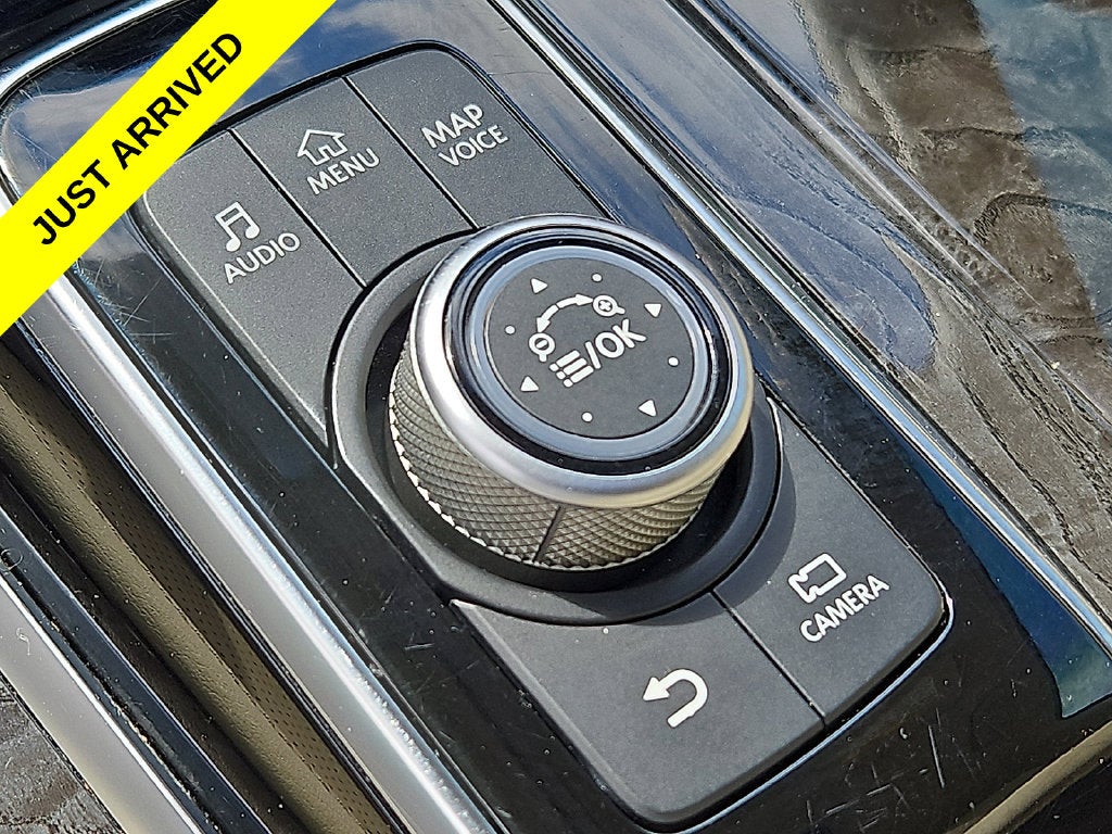 2022 INFINITI QX80 LUXE