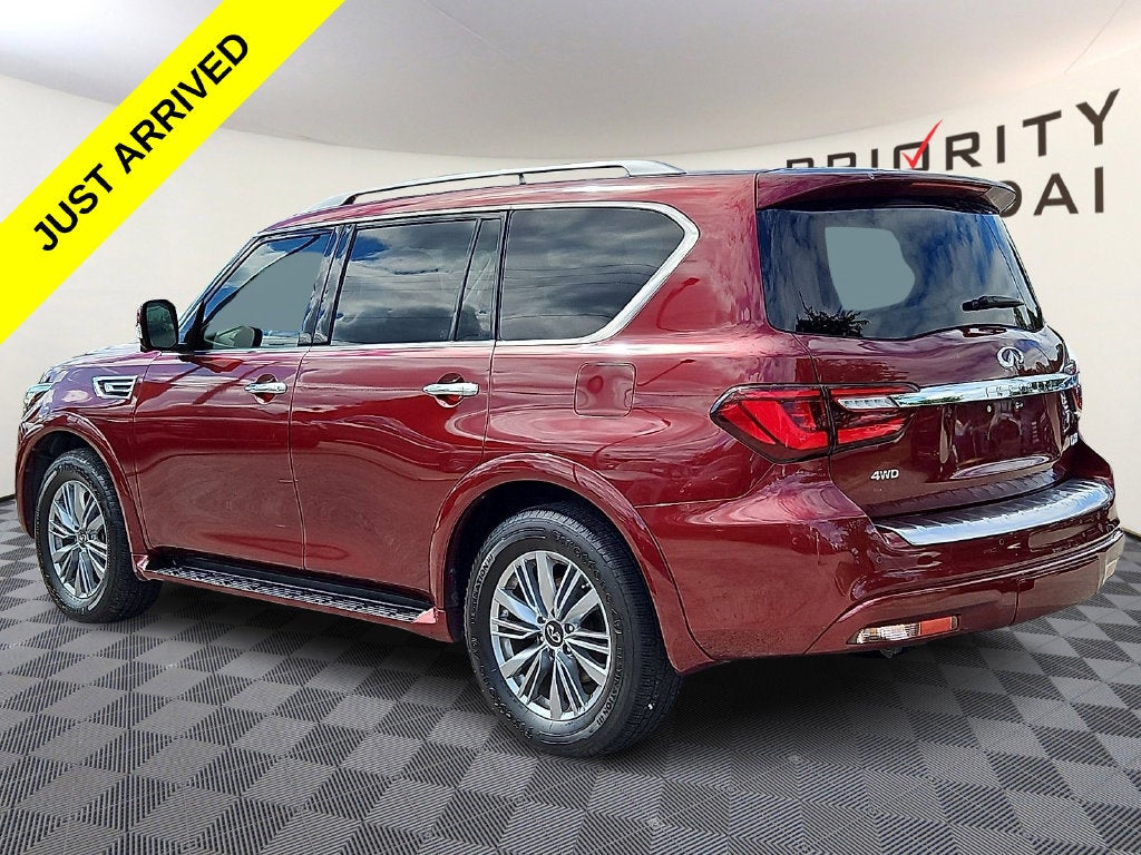 2022 INFINITI QX80 LUXE