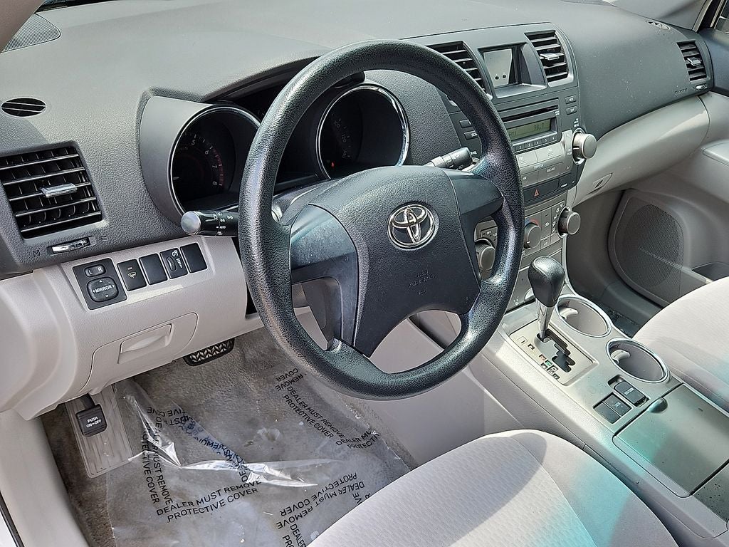 2010 Toyota Highlander Base