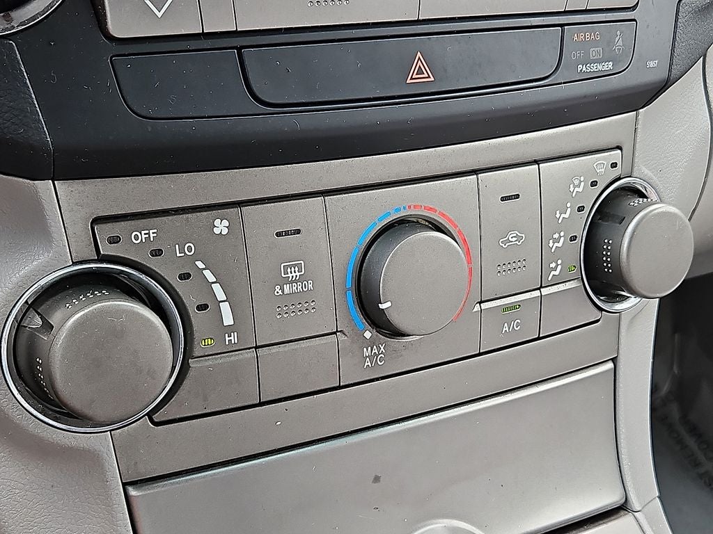2010 Toyota Highlander Base