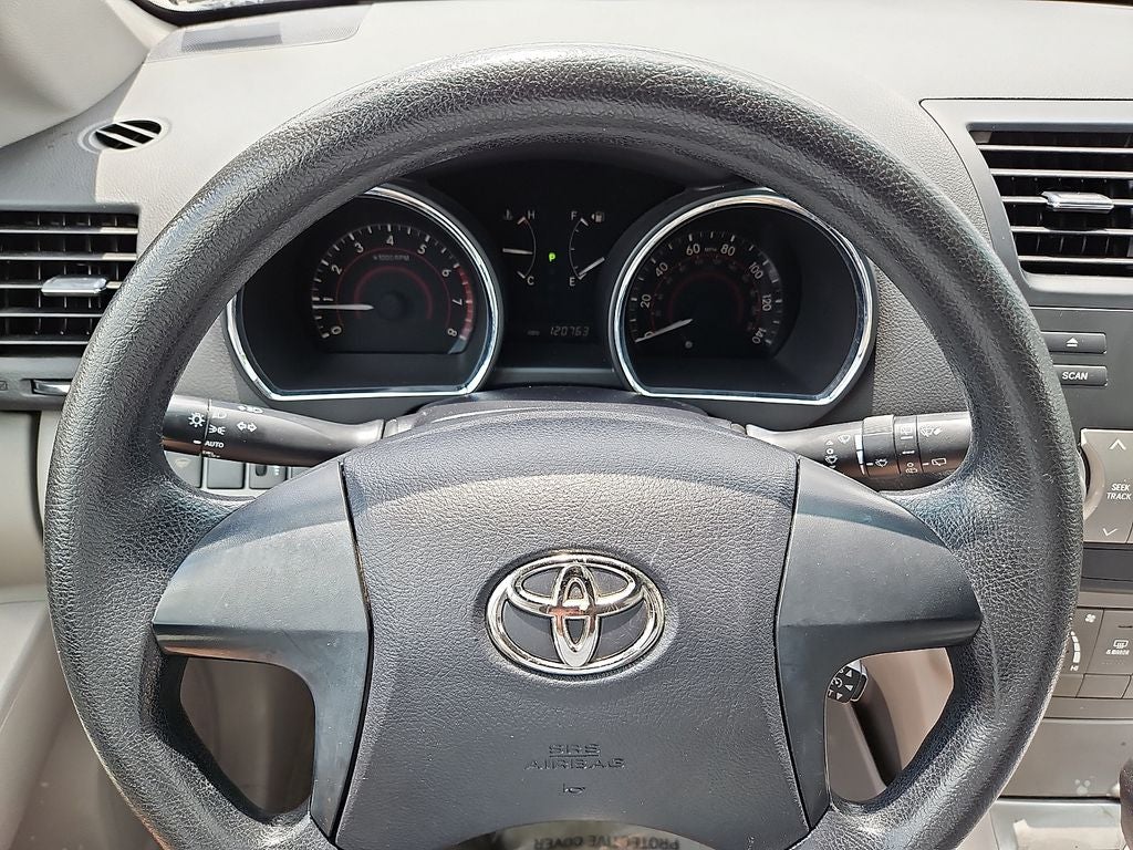 2010 Toyota Highlander Base