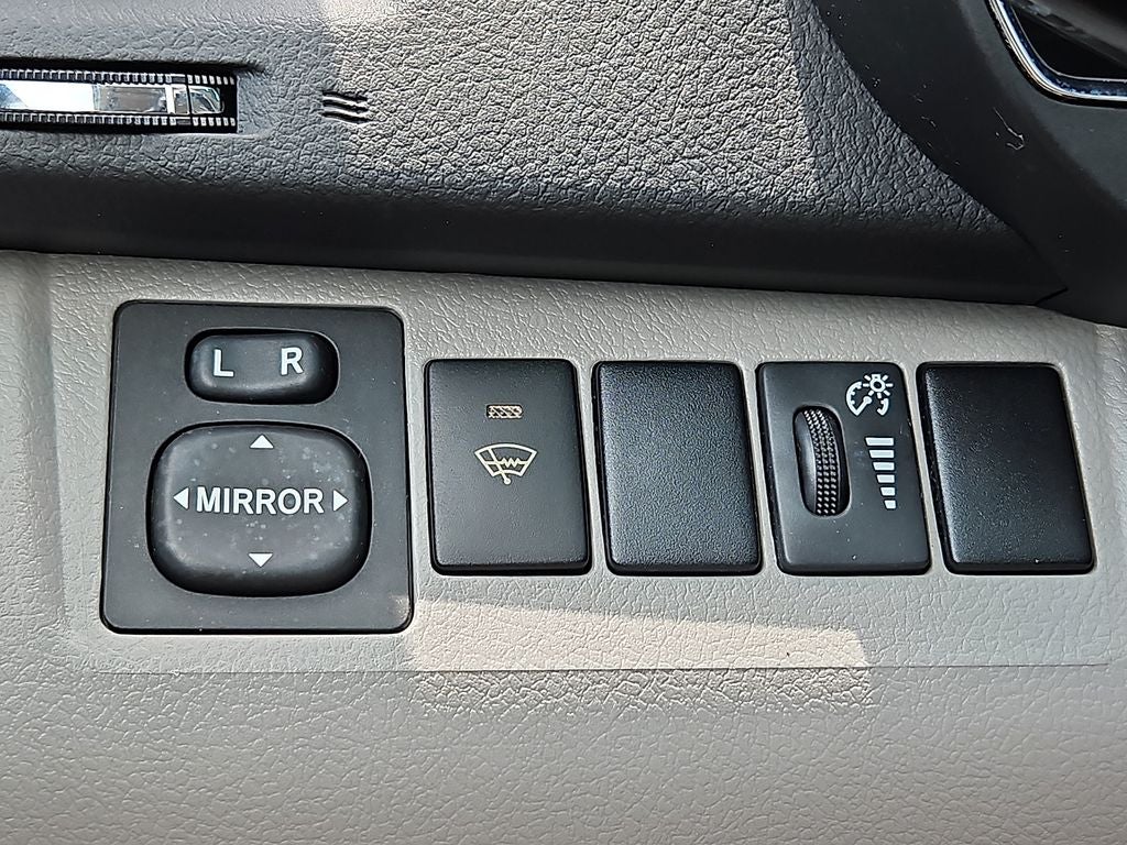 2010 Toyota Highlander Base