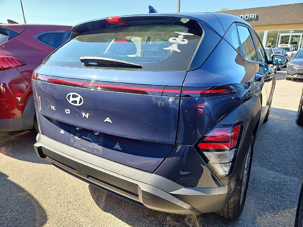 2025 Hyundai Kona SE