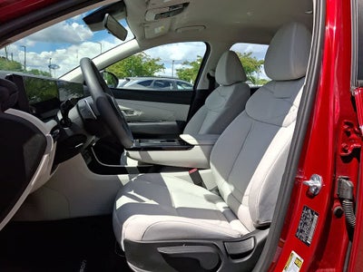 2026 Hyundai Tucson Hybrid Blue SE
