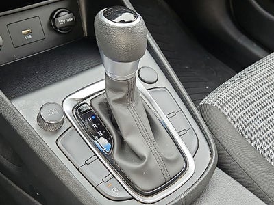 2022 Hyundai Kona SE