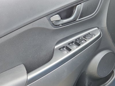 2022 Hyundai Kona SE