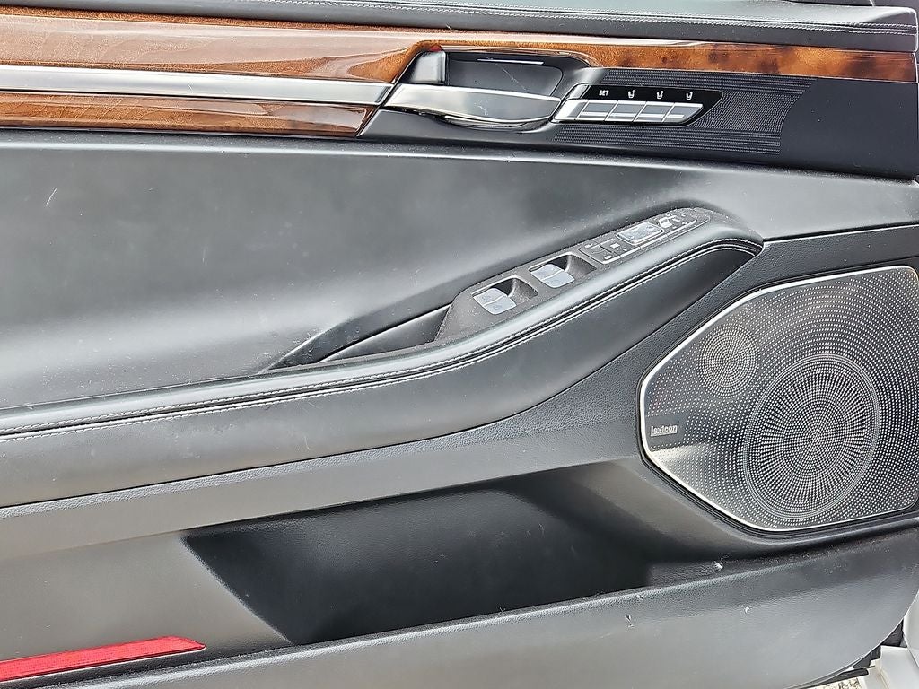 2018 Genesis G90 3.3T Premium