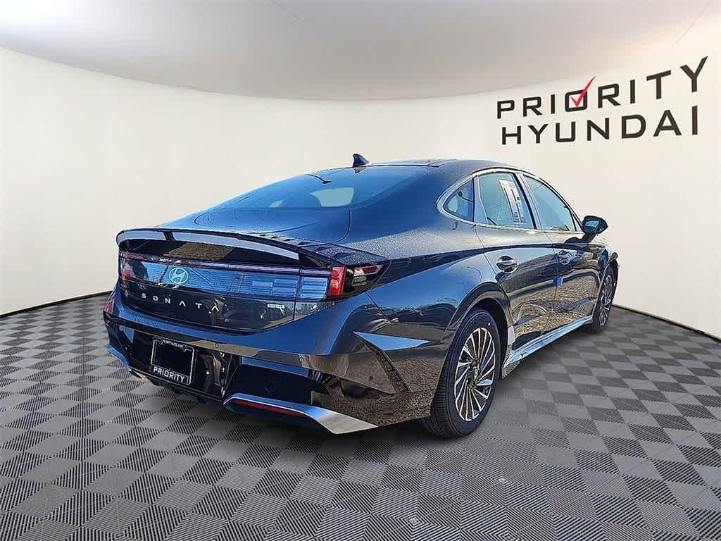 2026 Hyundai Sonata Hybrid Limited