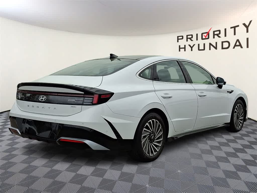 2025 Hyundai Sonata Hybrid Limited