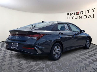 2026 Hyundai Elantra SE