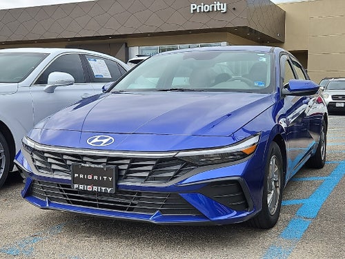 2025 Hyundai Elantra SE