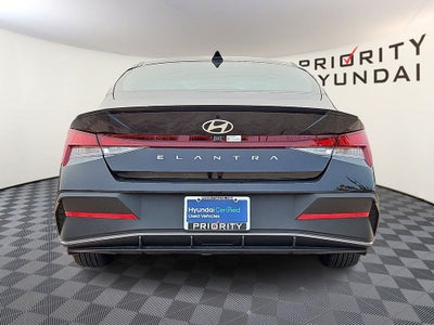2025 Hyundai Elantra SEL Sport