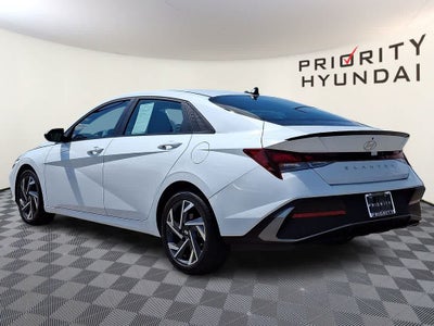2025 Hyundai Elantra SEL Sport