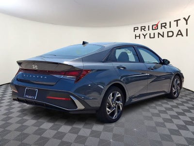 2025 Hyundai Elantra SEL Sport