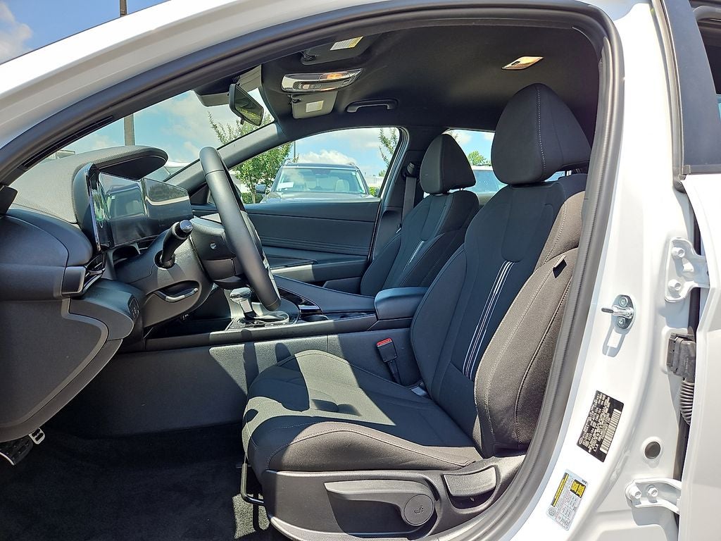 2025 Hyundai Elantra Hybrid SEL Sport