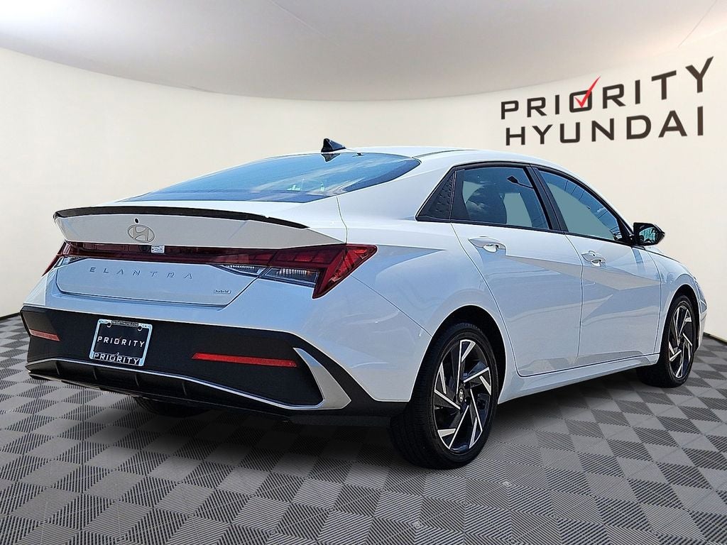 2025 Hyundai Elantra Hybrid SEL Sport