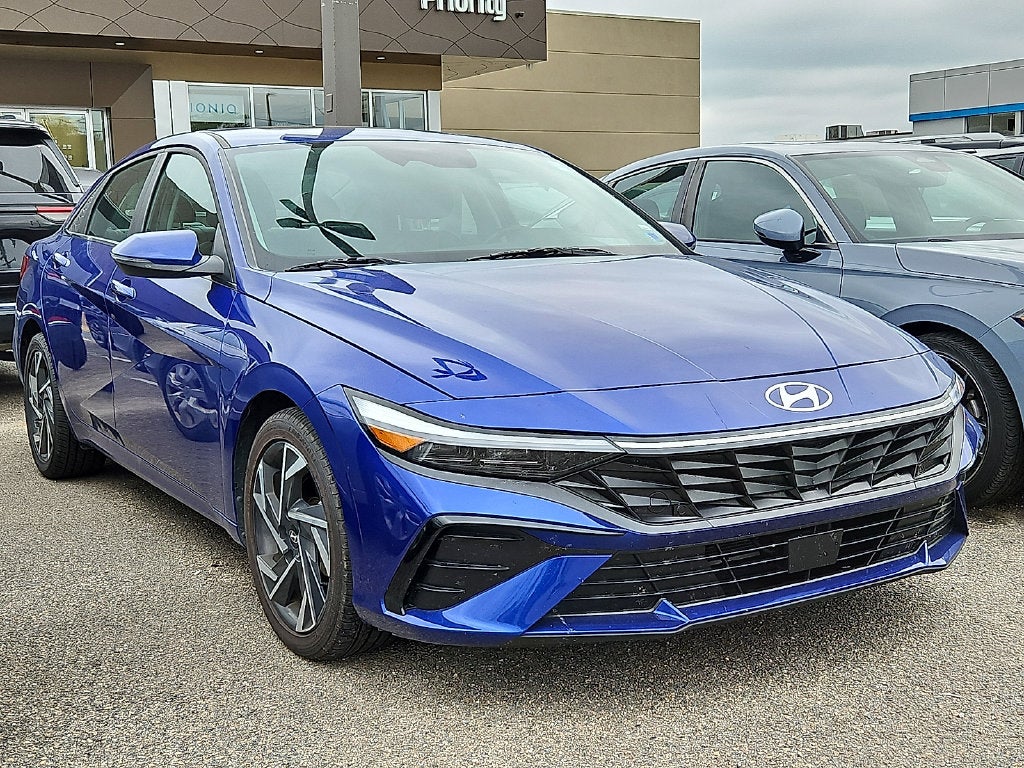 2025 Hyundai Elantra Limited