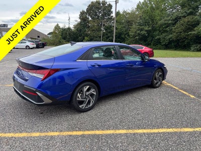 2025 Hyundai Elantra Limited