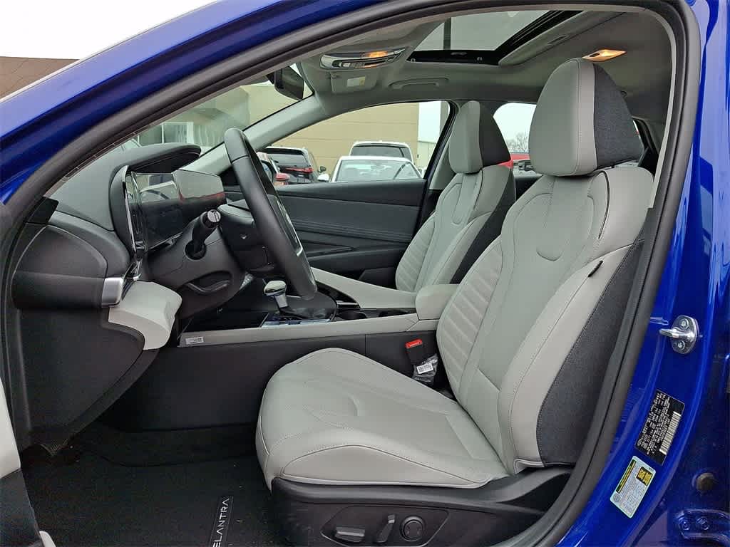 2025 Hyundai Elantra Limited