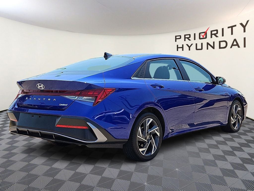2025 Hyundai Elantra Limited
