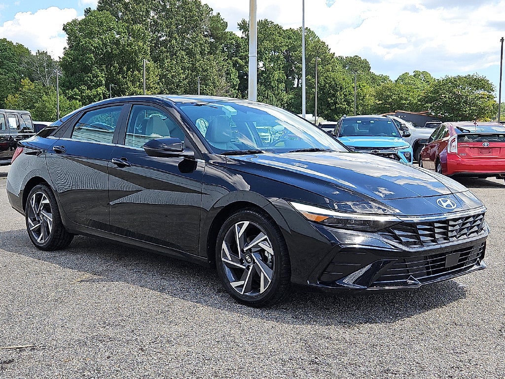 2025 Hyundai Elantra Limited