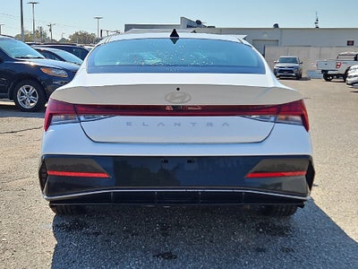 2025 Hyundai Elantra SEL Convenience