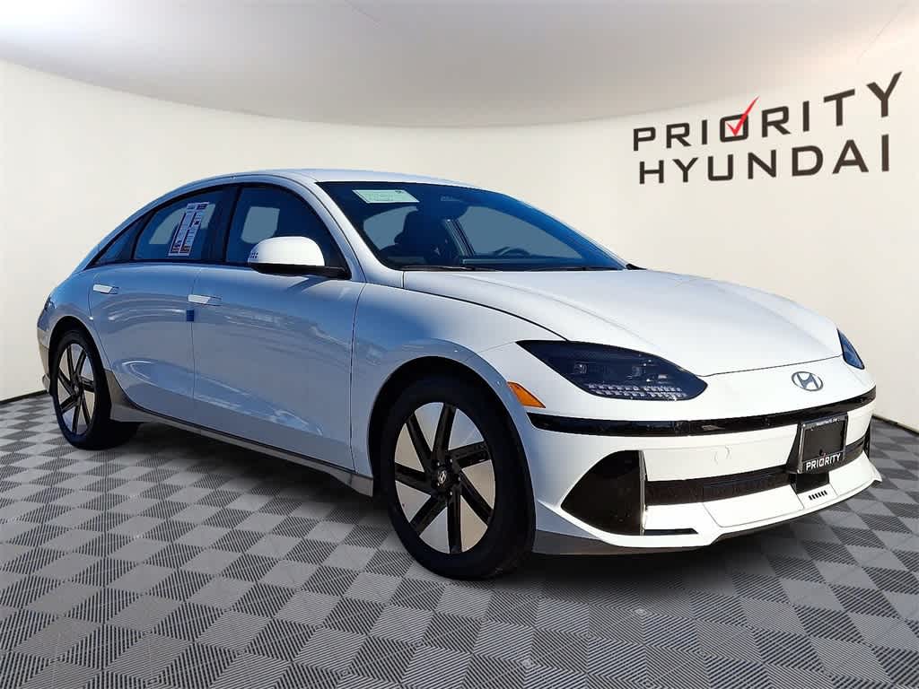 2025 Hyundai IONIQ 6 SE