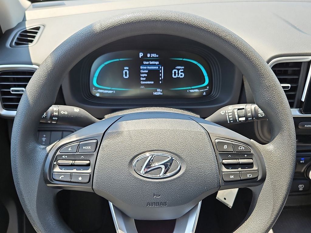 2025 Hyundai Venue SE