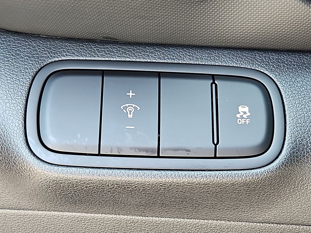 2025 Hyundai Venue SE