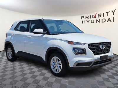 2025 Hyundai Venue SE