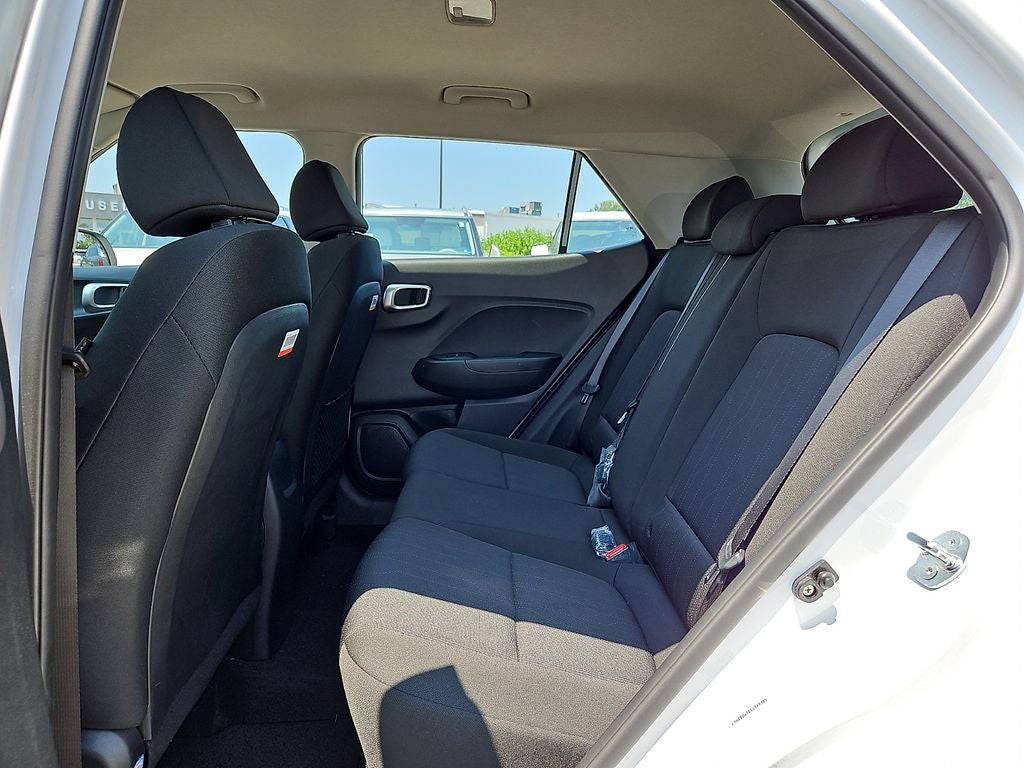 2025 Hyundai Venue SE