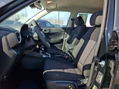 2026 Hyundai Venue SE