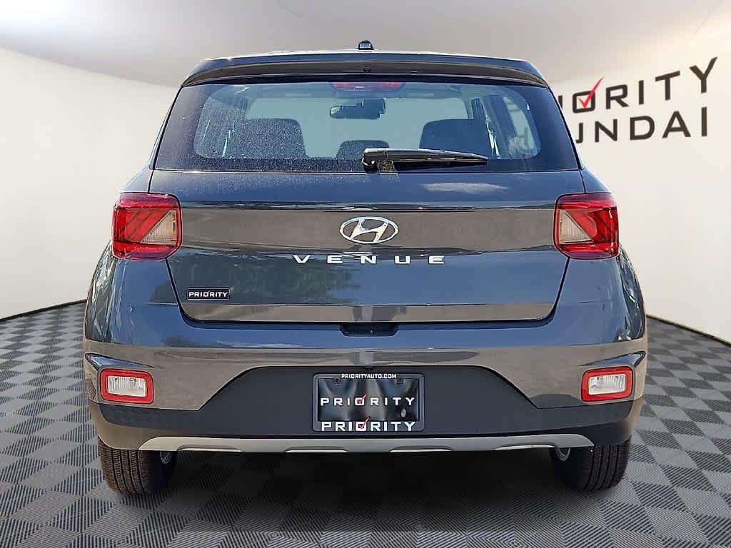 2026 Hyundai Venue SE