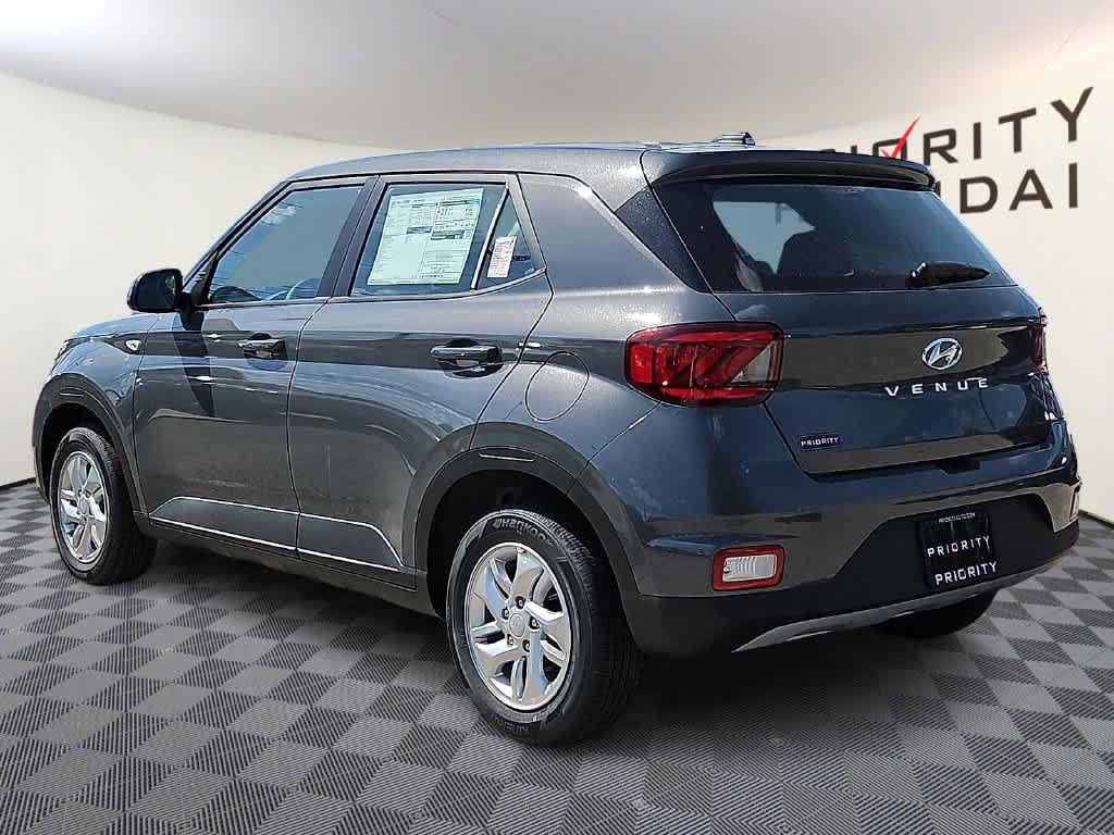 2026 Hyundai Venue SE