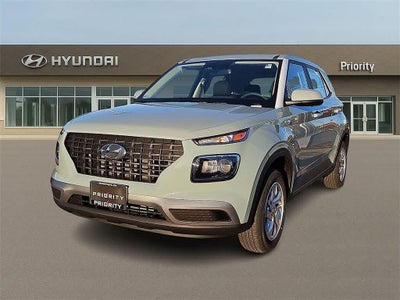 2026 Hyundai Venue SE