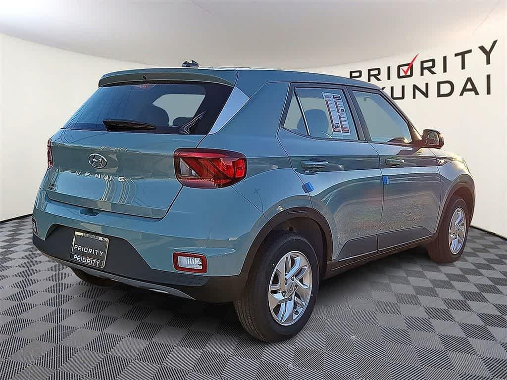 2026 Hyundai Venue SE