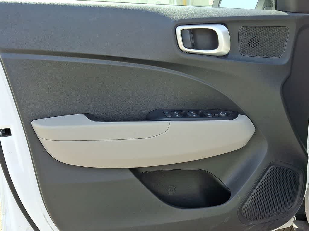 2022 Hyundai Venue SEL