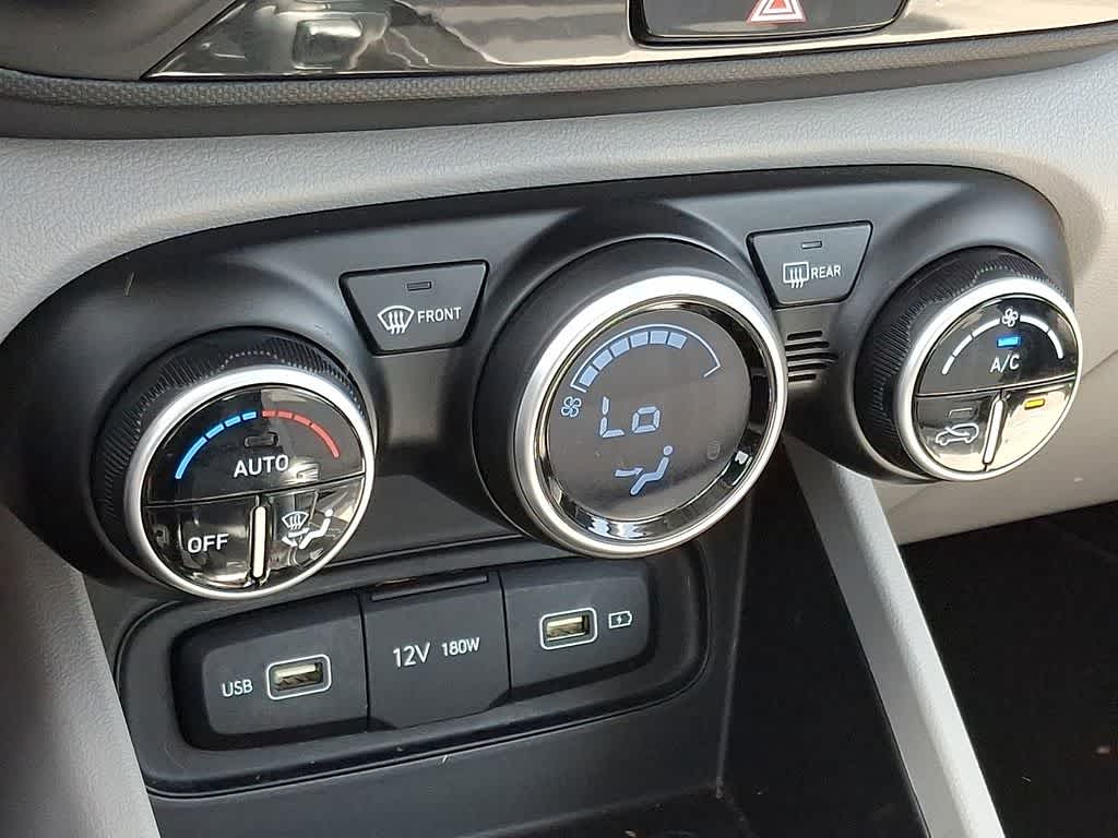 2022 Hyundai Venue SEL