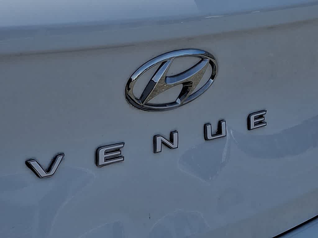 2022 Hyundai Venue SEL